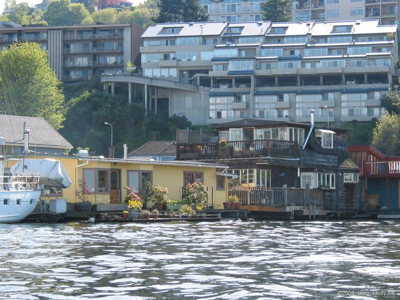 HouseBoats