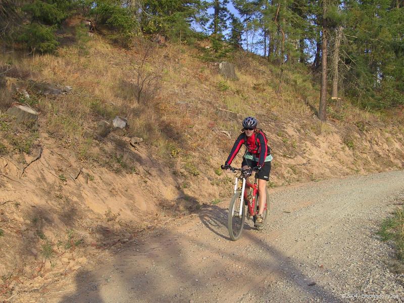 vesel cyklista